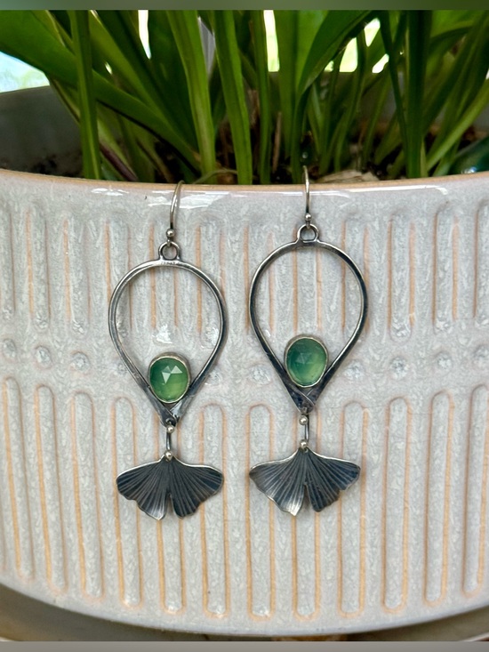 Earth and Agate Jewelry - Silver and Peridot Gingko Dangle Earrings